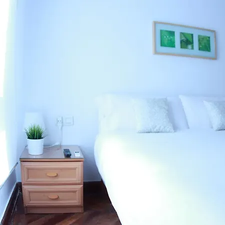 Zubia Urban *