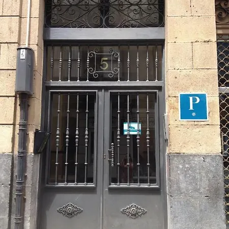 بيت ضيافة Zubia Urban *