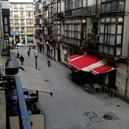 Zubia Urban بيت ضيافة *